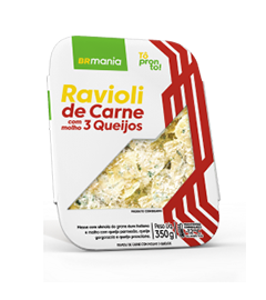 RAVIOLI DE CARNE COM MOLHO 3 QUEIJOS